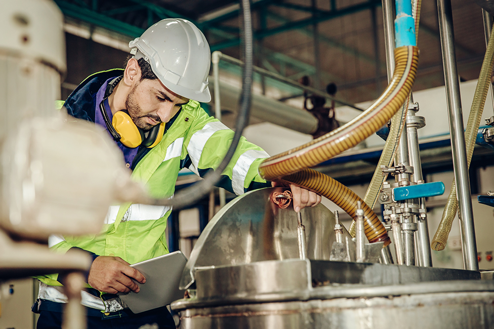 worker-training-on-chemical-safety