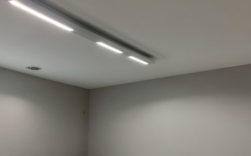 measuring-light-distribution-in-high-ceiling-areas
